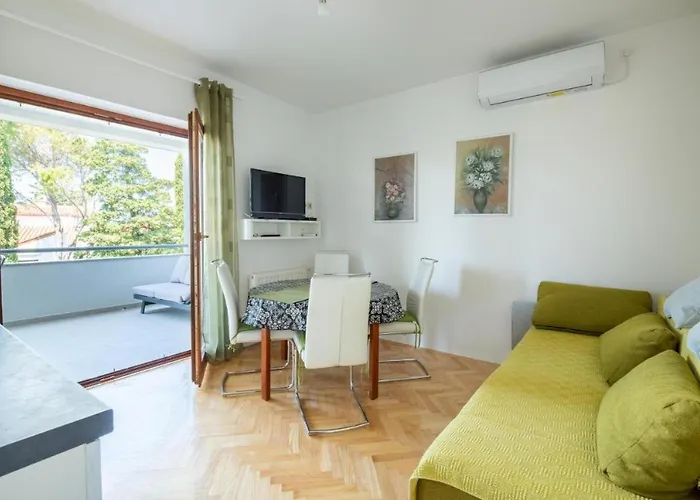 Ana Apartman